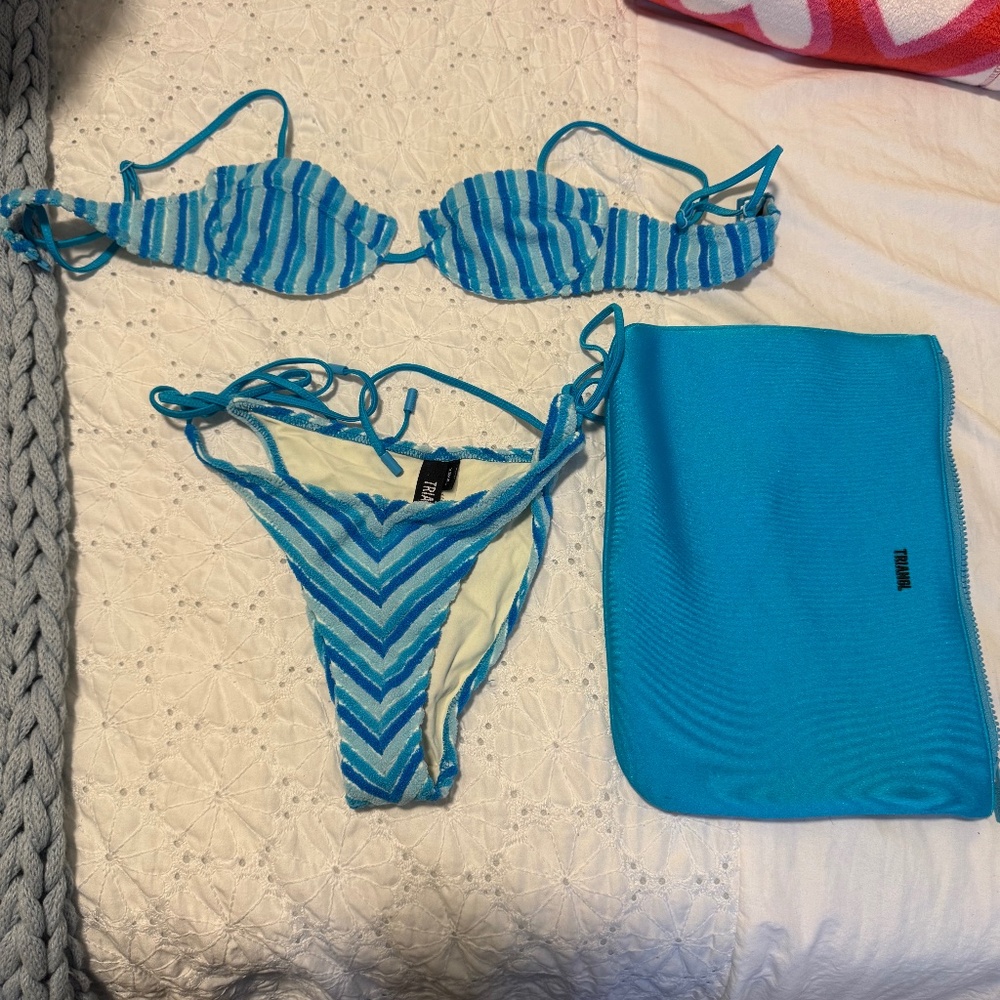 Triangl towelette bikini set
